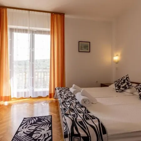 Kovac Bed & Breakfast 3*